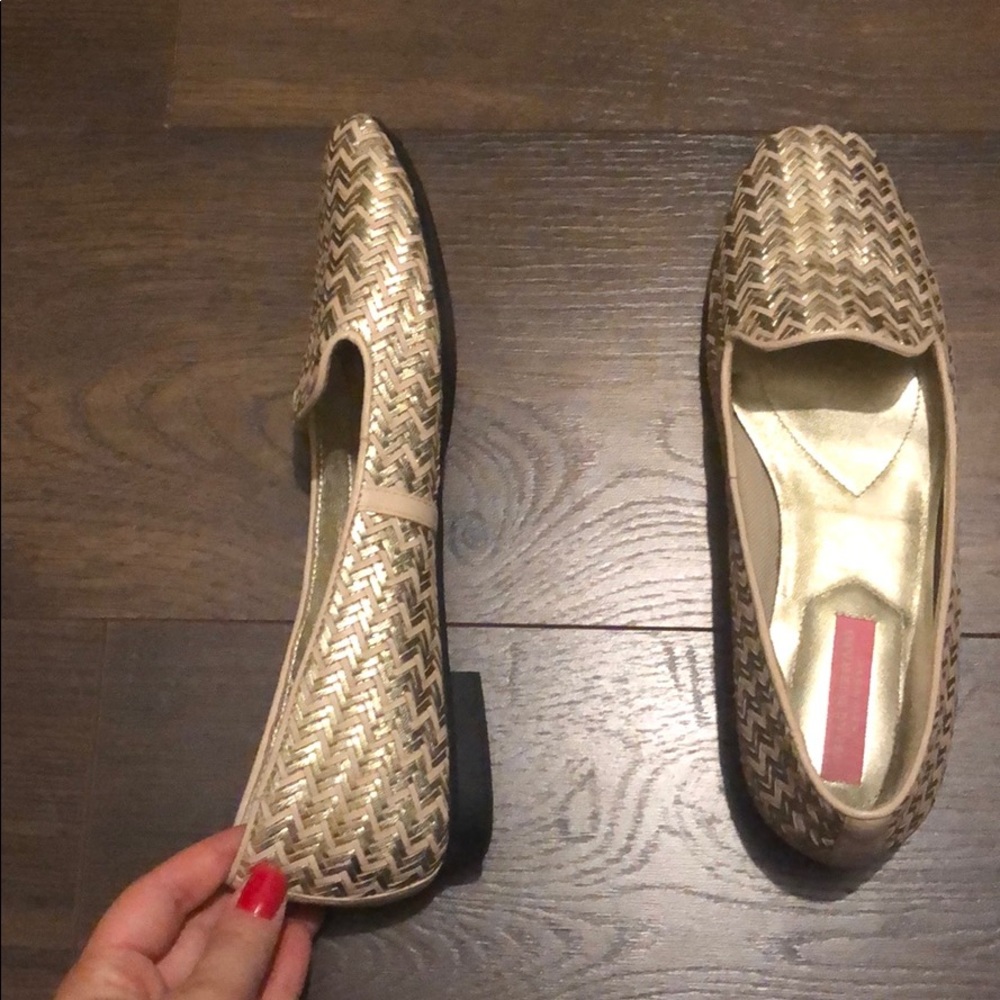 Shoes - Picture 2 of 4